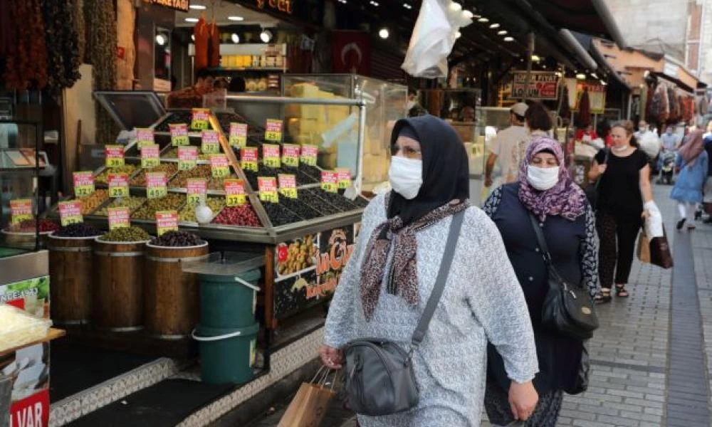 «Σκοτώνονται» στην Τουρκία: Γιατροί κατά Ερντογάν για την αντιμετώπιση του κορονοϊού